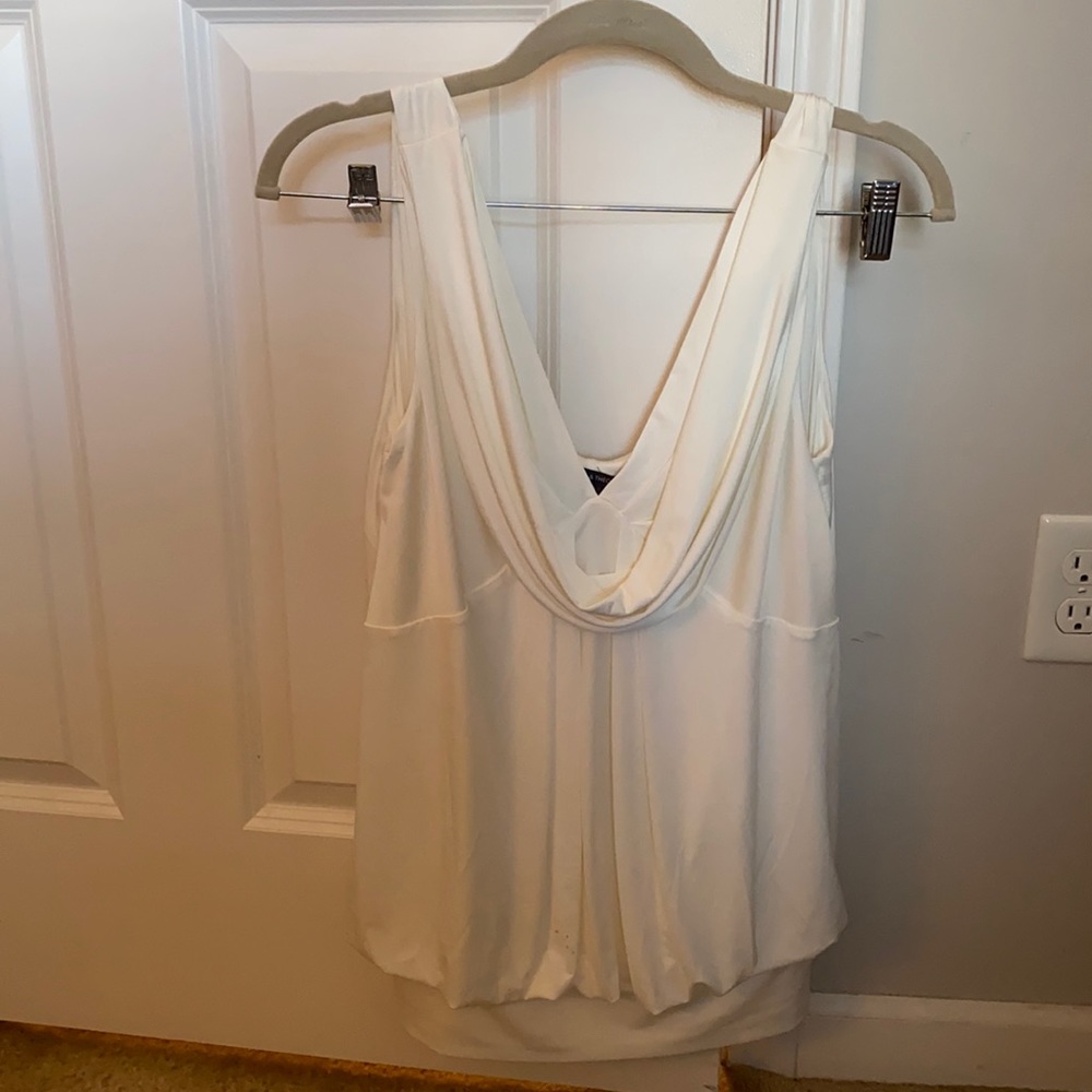 Gorgeous and stretchy top. Size medium